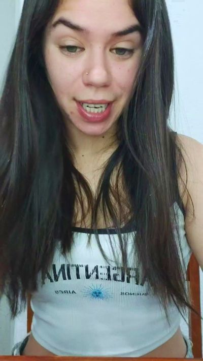 MissMia99 live cam on Cam4