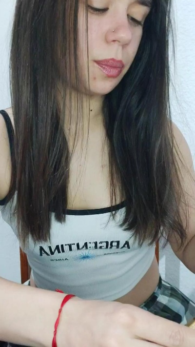 MissMia99 live cam on Cam4