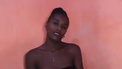 MissSaphira live cam on Cam4
