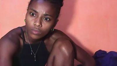 MissSaphira live cam on Cam4