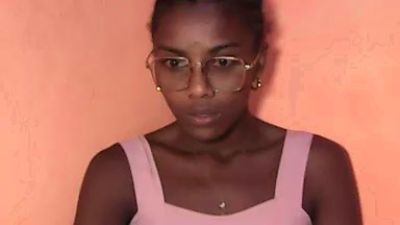 MissSaphira live cam on Cam4