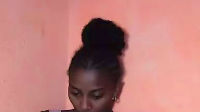 MissSaphira live cam on Cam4