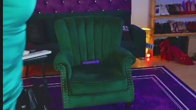 MissSwan777 live cam on Cam4