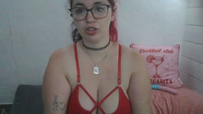 MissSweetyyy live cam on Cam4