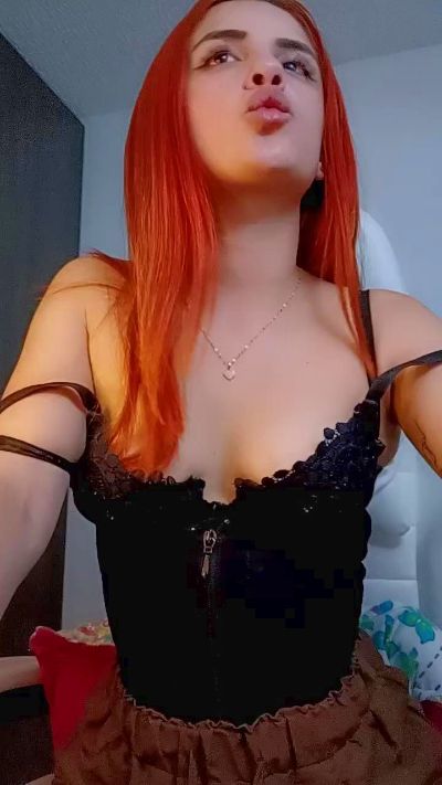 MissTokio live cam on Cam4