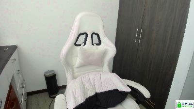 MissTokio live cam on Cam4