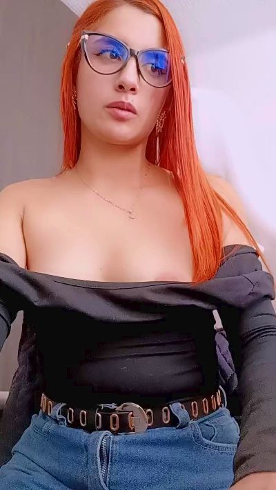MissTokio live cam on Cam4