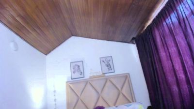 Miss_Casius live cam on Cam4
