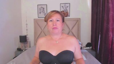 Miss_Casius live cam on Cam4