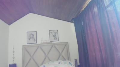 Miss_Casius live cam on Cam4
