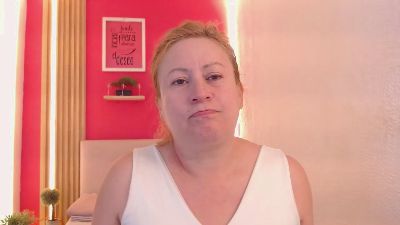 Miss_Casius live cam on Cam4
