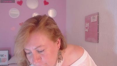 Miss_Casius live cam on Cam4