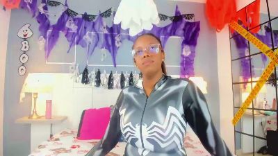 Miss_Khaleesi live cam on Cam4