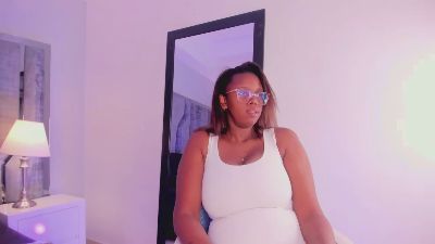 Miss_Khaleesi live cam on Cam4
