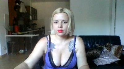 Miss_Lady_Kaos live cam on Cam4