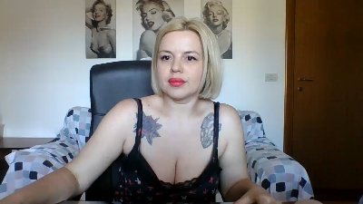 Miss_Lady_Kaos live cam on Cam4