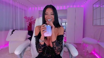 Miss__Diamond live cam on Cam4