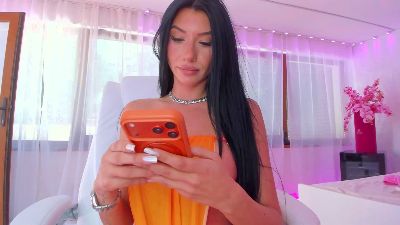 Miss__Diamond live cam on Cam4