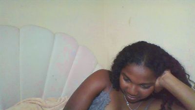 Miss_lunah live cam on Cam4