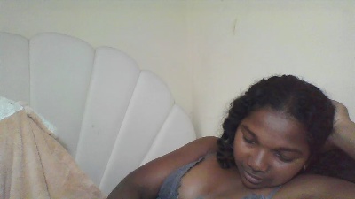 Miss_lunah live cam on Cam4