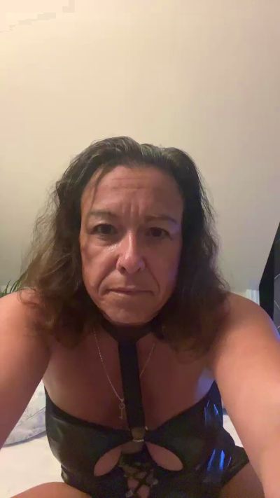Misswelling live cam on Cam4
