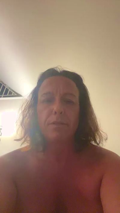 Misswelling live cam on Cam4