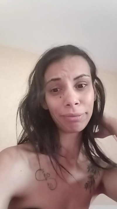 Missy23 live cam on Cam4