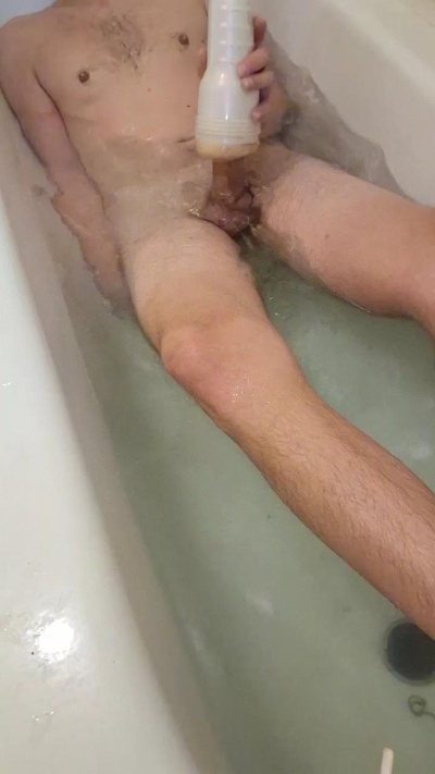 MisterT88 live cam on Cam4