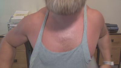 Mister_Dilf live cam on Cam4