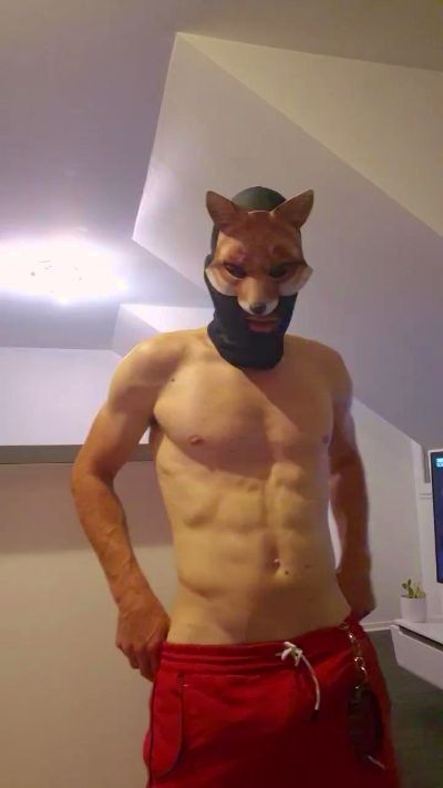 Mister_mojito live cam on Cam4