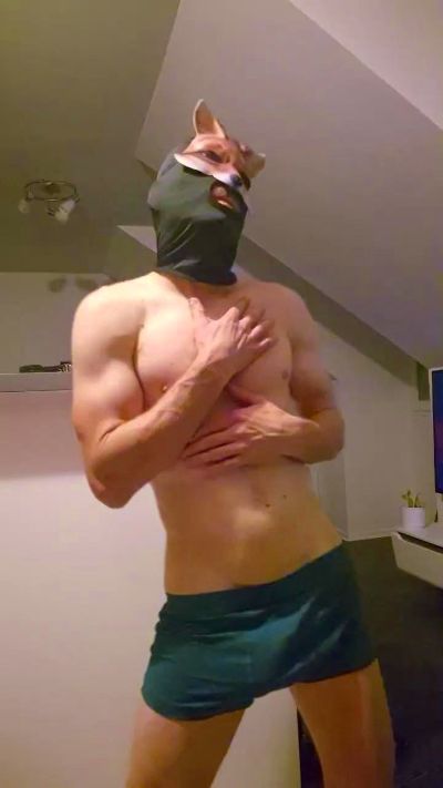 Mister_mojito live cam on Cam4