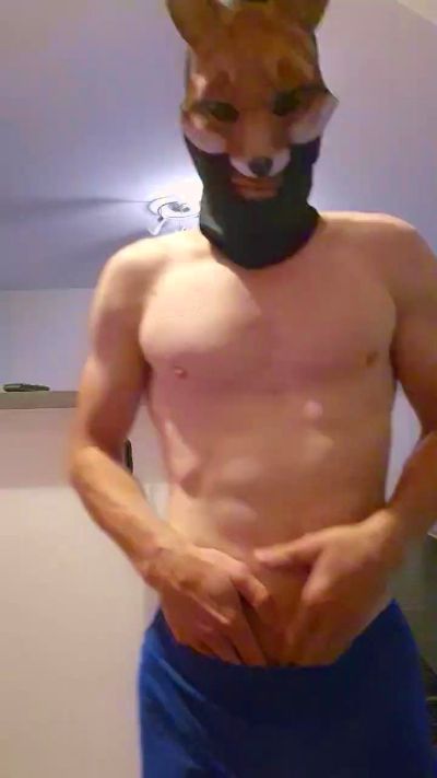 Mister_mojito live cam on Cam4