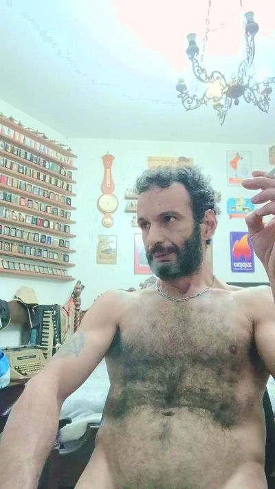 Misterhaifa20 live cam on Cam4
