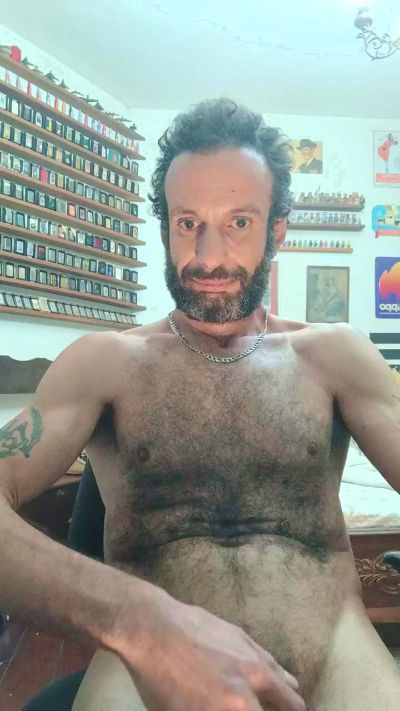Misterhaifa20 live cam on Cam4