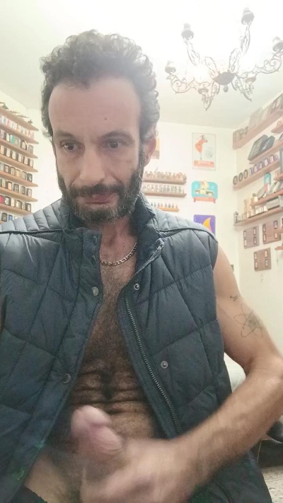 Misterhaifa20 live cam on Cam4