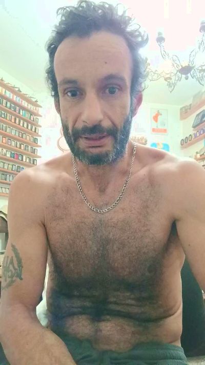 Misterhaifa20 live cam on Cam4