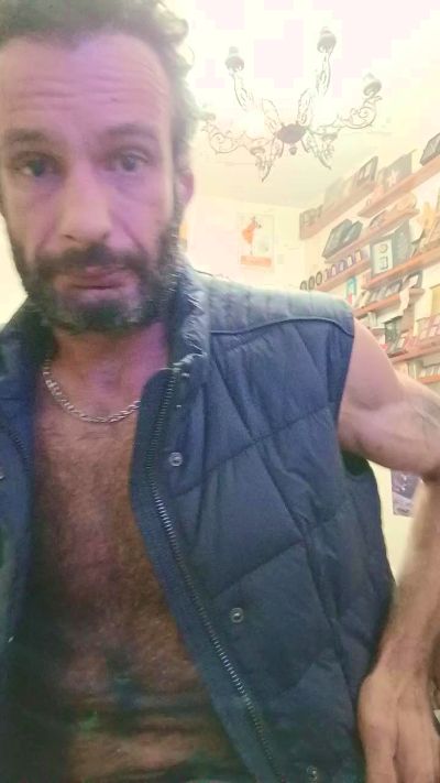 Misterhaifa20 live cam on Cam4
