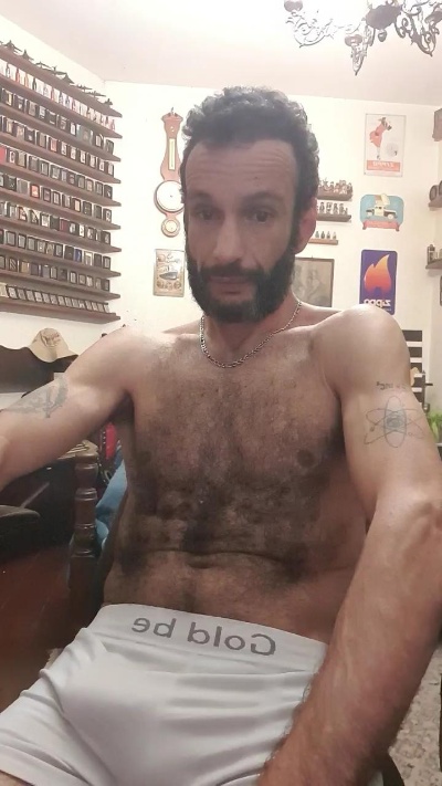Misterhaifa20 live cam on Cam4