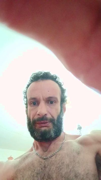 Misterhaifa20 live cam on Cam4