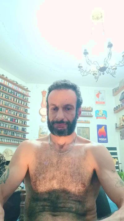 Misterhaifa20 live cam on Cam4