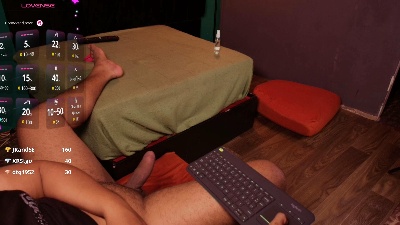 Misterjhons2 live cam on Cam4