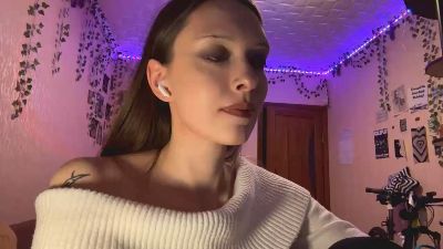MistiHelfer live cam on Cam4