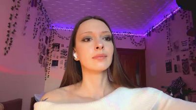 MistiHelfer live cam on Cam4