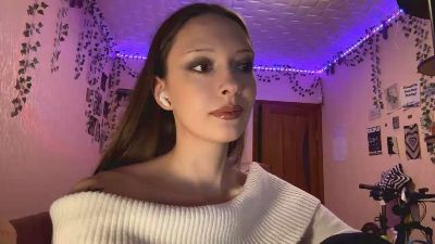 MistiHelfer live cam on Cam4
