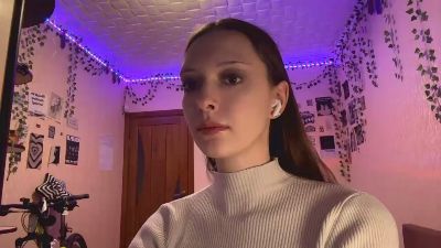 MistiHelfer live cam on Cam4