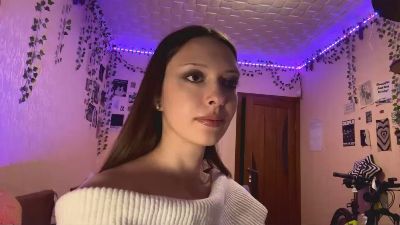 MistiHelfer live cam on Cam4