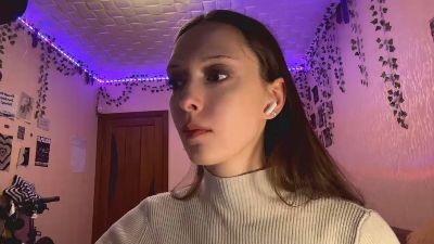 MistiHelfer live cam on Cam4