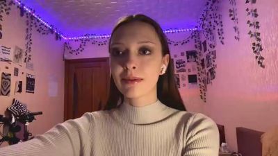 MistiHelfer live cam on Cam4