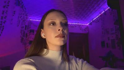 MistiHelfer live cam on Cam4
