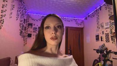 MistiHelfer live cam on Cam4
